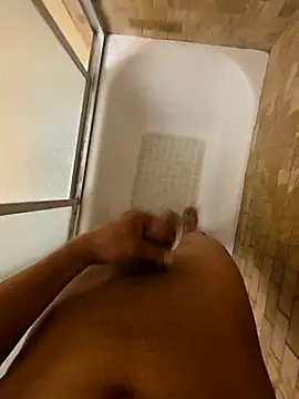 HoofedCylinder online show from 04-10-26, 03:19