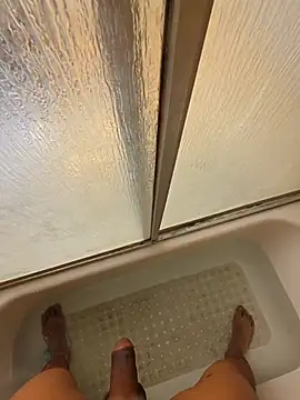 HoofedCylinder online show from 04-06-26, 02:07