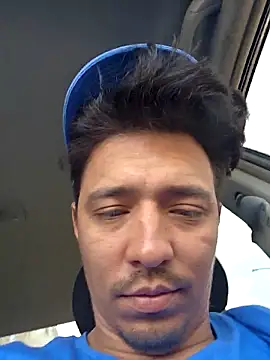 HoofedCylinder online show from 04-14-26, 03:17