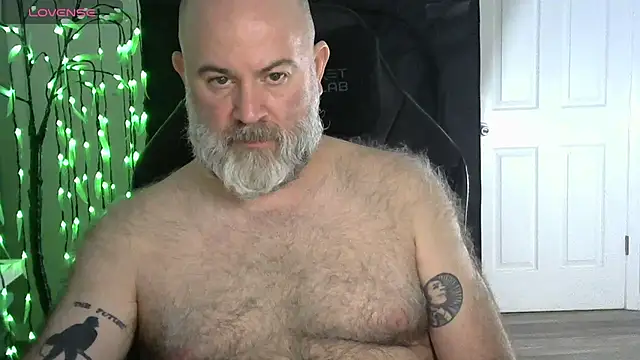 XJJ77x online show from 02-28-26, 03:06