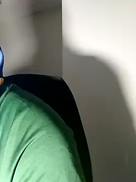 Bra-G online show from 12-22-25, 08:42