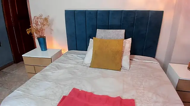 Snapshot of MiaaHarperr chatting on 02-28-26, 12:54 MiaaHarperr online show from 02-28-26, 12:54