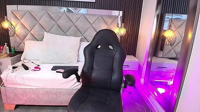 Sara Channel01 online show from 02-09-26, 11:30