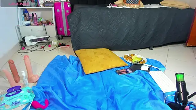 karen adamss online show from 03-27-26, 06:22