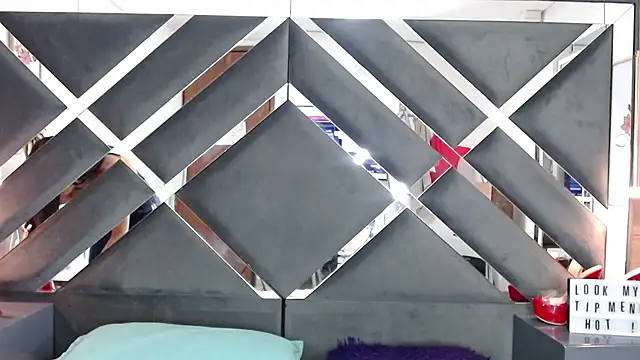 melody  sweet  online show from 02-06-26, 09:11