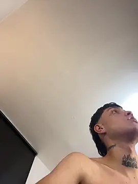 Snapshot of itselladoll chatting on 02-15-26, 09:47 itselladoll online show from 02-15-26, 09:47