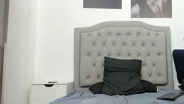 Snapshot of marc_ruffa chatting on 02-17-26, 01:14 marc ruffa online show from 02-17-26, 01:14