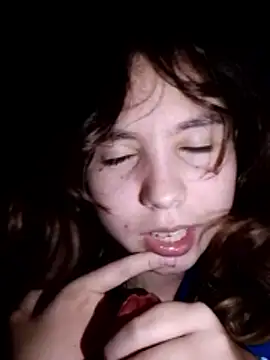 Snapshot of miricso chatting on 04-12-26, 06:38 miricso online show from 04-12-26, 06:38