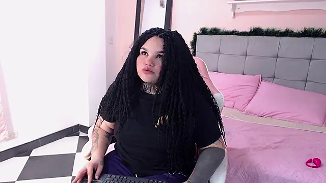 Snapshot of Abby_Hiiltoon chatting on 01-08-26, 05:24 Abby Hiiltoon online show from 01-08-26, 05:24