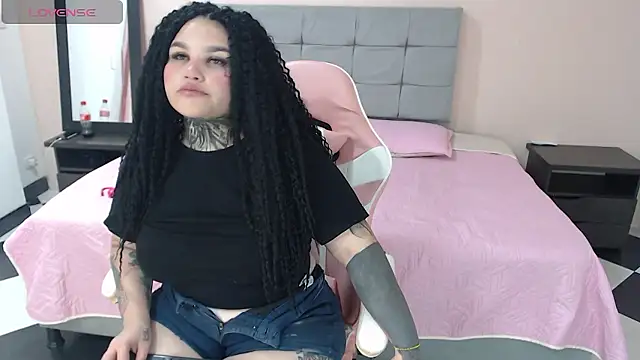 Snapshot of Abby_Hiiltoon chatting on 01-14-26, 04:38 Abby Hiiltoon online show from 01-14-26, 04:38