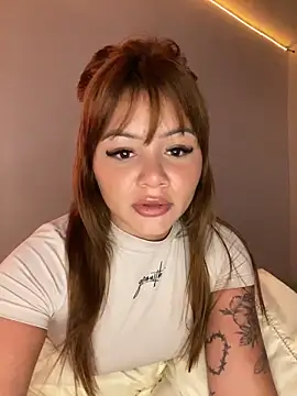 Isisbennett online show from 04-26-26, 06:27