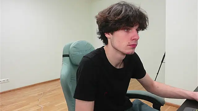 Daniel Shawnn online show from 02-15-26, 07:02