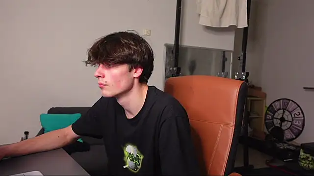 Snapshot of Daniel_Shawnn chatting on 01-13-26, 05:28 Daniel Shawnn online show from 01-13-26, 05:28