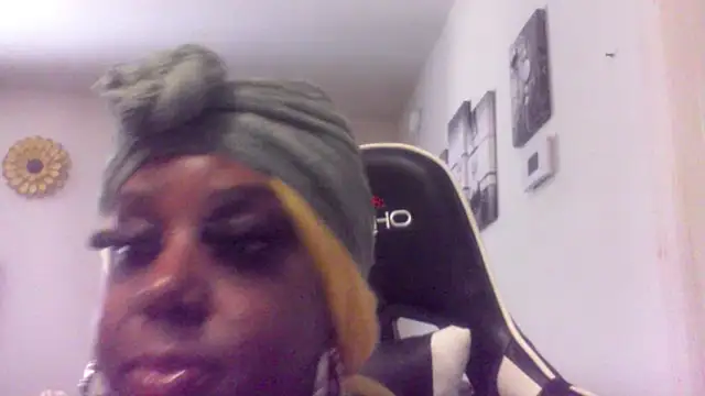 Snapshot of Babyboo3620 chatting on 05-19-26, 04:58 Babyboo3620 online show from 05-19-26, 04:58