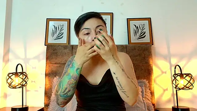 Snapshot of kat_paradise chatting on 07-21-26, 12:06 kat paradise online show from 07-21-26, 12:06