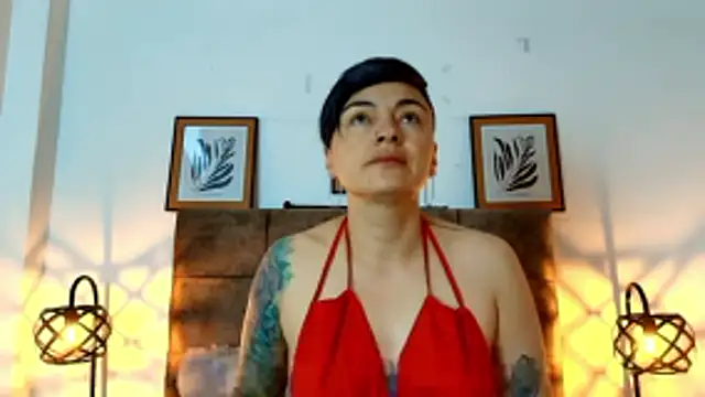 Snapshot of kat_paradise chatting on 06-08-26, 11:00 kat paradise online show from 06-08-26, 11:00