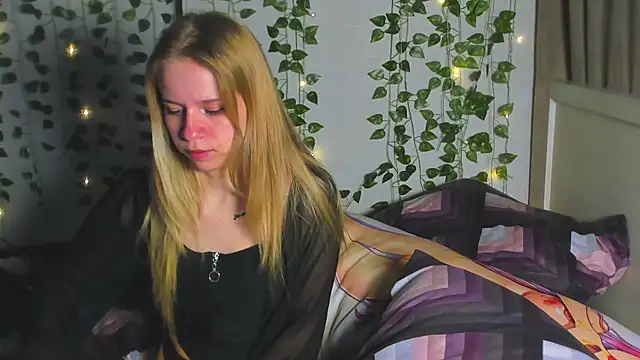 Cute Madam online show from 01-09-26, 10:28