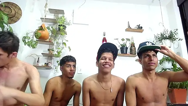 Interracial Snow Bunny online show from 03-08-26, 02:04