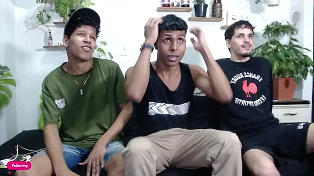 Interracial Snow Bunny online show from 03-12-26, 08:13