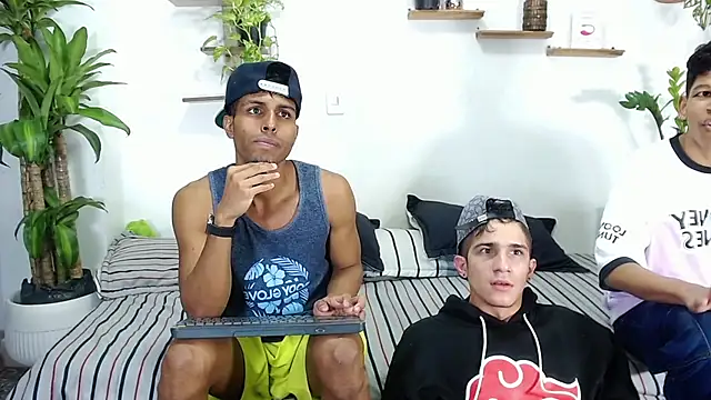 Interracial Snow Bunny online show from 02-03-26, 11:21