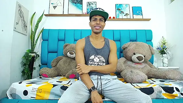 Interracial Snow Bunny online show from 03-10-26, 01:26