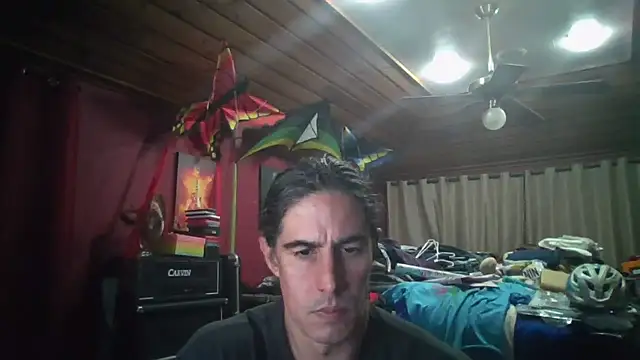 koolchillfun696969 online show from 12-23-25, 04:23