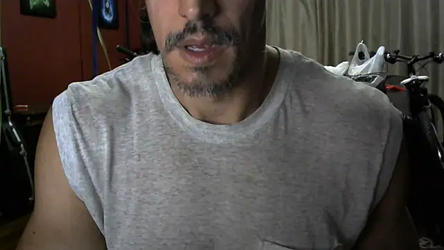 Snapshot of koolchillfun696969 chatting on 06-20-26, 07:02 koolchillfun696969 online show from 06-20-26, 07:02