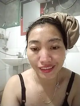 Snapshot of Lovephay8x chatting on 01-11-26, 01:07 Lovephay8x online show from 01-11-26, 01:07