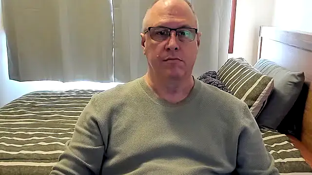 Nudist Aussie Daddy online show from 06-02-26, 12:43
