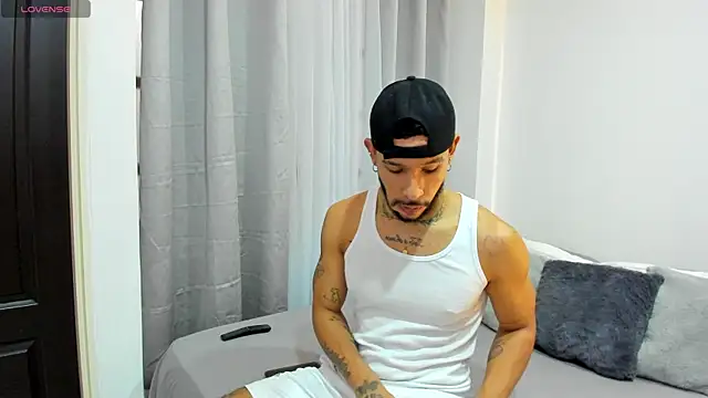 Jeisonmillan  online show from 01-06-26, 11:58