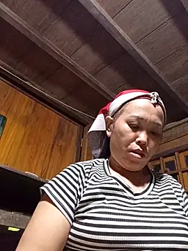 Snapshot of dakota-kis chatting on 02-07-26, 12:24 dakota-kis online show from 02-07-26, 12:24