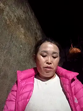 Snapshot of dakota-kis chatting on 02-21-26, 12:07 dakota-kis online show from 02-21-26, 12:07