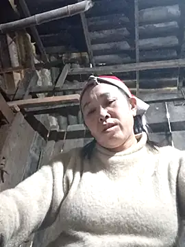 Snapshot of dakota-kis chatting on 01-17-26, 12:37 dakota-kis online show from 01-17-26, 12:37