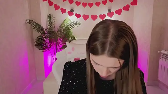 Ellya me online show from 02-13-26, 04:07