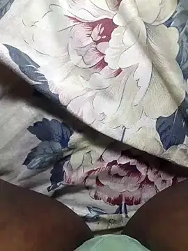 Snapshot of fingerbit07 chatting on 02-07-26, 02:52 fingerbit07 online show from 02-07-26, 02:52