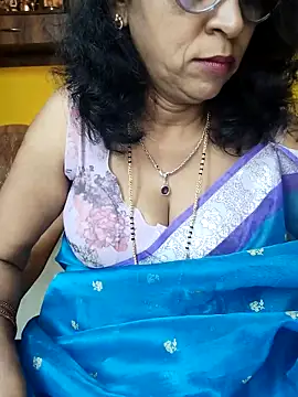 Snapshot of Maya_kannada chatting on 05-06-26, 05:00 Maya kannada online show from 05-06-26, 05:00