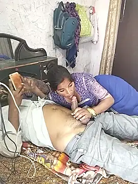 Snapshot of hornycouple20000 chatting on 02-09-26, 09:40 hornycouple20000 online show from 02-09-26, 09:40