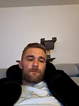 Benjamiinlt online show from 04-07-26, 07:26