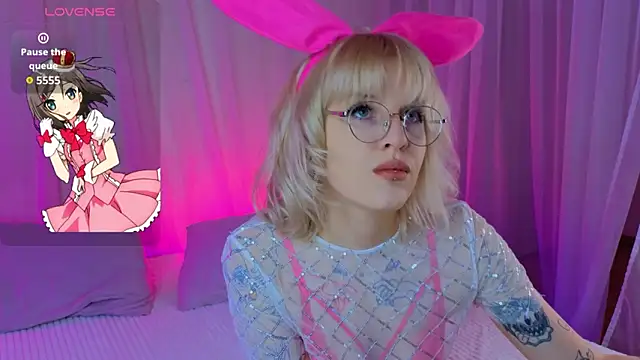 Snapshot of no_1dea chatting on 02-08-26, 09:51 no 1dea online show from 02-08-26, 09:51