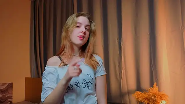 RennaHettes online show from 03-15-26, 01:12