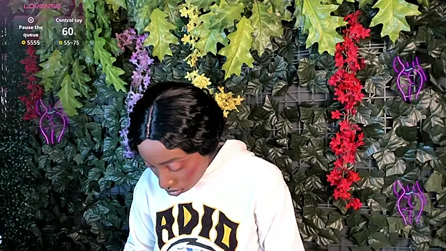 Snapshot of Isaa_jonnes_ chatting on 01-09-26, 03:24 Isaa jonnes online show from 01-09-26, 03:24