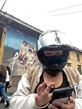 Scarlet auraa online show from 02-24-26, 09:15