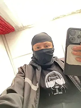 Scarlet auraa online show from 03-28-26, 06:42