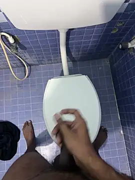 KneelForAlpha online show from 04-05-26, 12:39