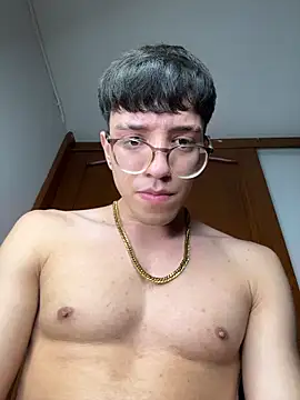 ArthurDavies  online show from 02-25-26, 09:20