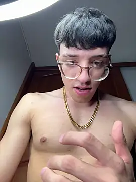 ArthurDavies  online show from 02-17-26, 06:22