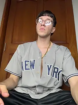 ArthurDavies  online show from 03-21-26, 09:25