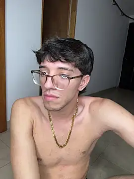 ArthurDavies  online show from 02-10-26, 04:44