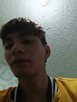 Snapshot of Andy_Kein chatting on 05-27-26, 01:40 Andy Kein online show from 05-27-26, 01:40