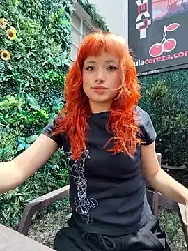 Sienna Desiree online show from 02-08-26, 05:54